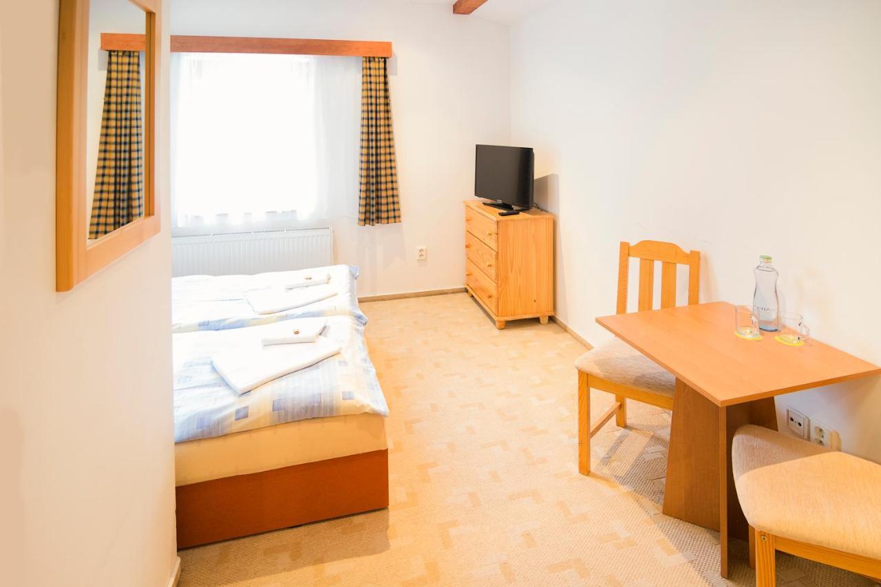 Hacienda Cert Kořenov Esterno foto