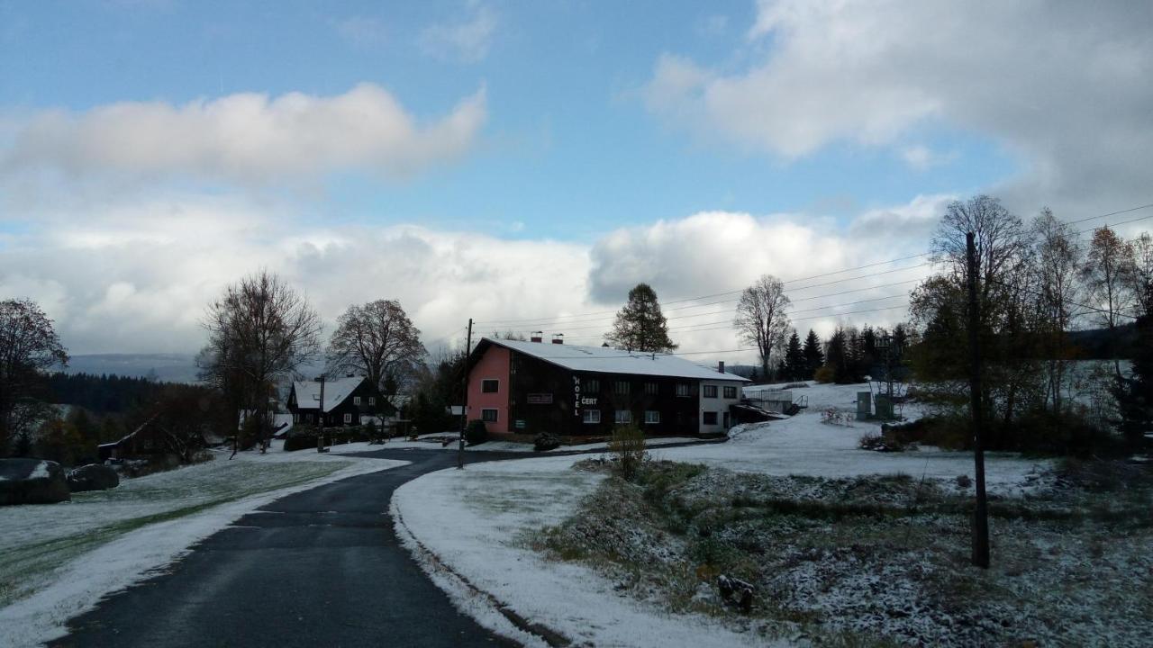 Hacienda Cert Kořenov Esterno foto