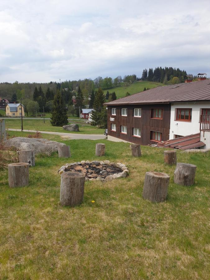 Hacienda Cert Kořenov Esterno foto